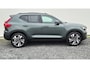 Volvo XC40 2.0 B3 Ultra Dark MY 2026 - 20” Wielen - Panorama dak - Lighting  - H/K Audio - 360 Camera - Alarm - Climate - Privacy Glass - R980 interieur