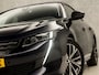 Peugeot 508 1.6 HYbrid Allure Sport 225Pk Automaat (APPLE CARPLAY, GROOT NAVI, LEDER, KEYLESS, 360 CAMERA, SPORTSTOELEN, STOELVERWARMING, TREKHAAK, ADAPTIVE CRUISE, SFEERVERLICHTING, NIEUWSTAAT)