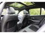 BMW 3-Serie Touring 320i High Executive M-SPORT | Pano | LED | CarPlay | Stoelverw. | Elektr. klep | Camera |