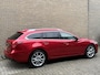Mazda 6 Sportbreak 2.0 HP 165pk TS+ | Apple CarPlay | Climate control | Cruise control | Lane assist | Stoelverwarming | Bi-Xenon | Trekhaak | 19 inch LMV | PDC | Volledig onderhouden