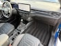 Ford Focus Wagon 1.0 EcoBoost Hybrid ST Line Vignale | Dealer onderhouden | Automaat | Navigatie | Apple carplay & Android auto | Panorama dak | B&O audio | Winter pack | Draadloos opladen mobiel | Elektrische trekhaak | Elektrische achterklep | Privacy glas |