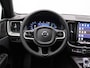 Volvo XC60 2.0 T6 Plug-in hybrid AWD Plus Black Edition 350PK Facelift, Trekhaak inklapbaar, Panoramadak, 22" velgen, Getint Glas, Nappa Leder, 360 Camera, Elek. stoelen, Stoelverwarming, Keyless, Dodehoek Detectie, LED koplampen