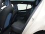 Volvo EX30 Single Motor Extended Range Ultra 69 kWh | Harman Kardon | Panoramadak | 360° Camera | 20" | Privacy Glass | Stoel- & stuurverwarming | Adaptive Cruise | BLIS
