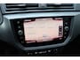 SEAT Ibiza 1.0 TSI Style Business Intense. Navigatie, sportieve achterbumper, zwarte 17"lm velgen.