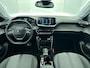 Peugeot e-208 EV Style 50 kWh 136pk Automaat | 3-Fase Laden | Navigatie via Apple Carplay/Android Auto | Climate Control | Cruise Control | Parkeersensoren Achter | DAB Ontvanger | LED Koplampen | Lederen Stuurwiel |
