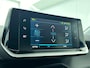 Peugeot e-208 EV Style 50 kWh 136pk Automaat | 3-Fase Laden | Navigatie via Apple Carplay/Android Auto | Climate Control | Cruise Control | Parkeersensoren Achter | DAB Ontvanger | LED Koplampen | Lederen Stuurwiel |