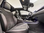 Mercedes-Benz A-klasse 200 Premium Plus AMG Automaat 164Pk (APPLE CARPLAY, PANORAMADAK, BURMESTER, SFEERVERLICHTING, STOELVERWARMING, CAMERA, SPORTSTOELEN, NIEUWE APK, NIEUWSTAAT)