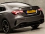 Mercedes-Benz A-klasse 200 Premium Plus AMG Automaat 164Pk (APPLE CARPLAY, PANORAMADAK, BURMESTER, SFEERVERLICHTING, STOELVERWARMING, CAMERA, SPORTSTOELEN, NIEUWE APK, NIEUWSTAAT)