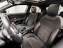 Mercedes-Benz A-klasse 200 Premium Plus AMG Automaat 164Pk (APPLE CARPLAY, PANORAMADAK, BURMESTER, SFEERVERLICHTING, STOELVERWARMING, CAMERA, SPORTSTOELEN, NIEUWE APK, NIEUWSTAAT)