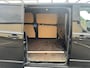 Ford Transit Custom 300 2.0 TDCI L1H1 Trend | Navigatie | Cruise control | Apple carplay & Android auto | Parkeersensoren voor en achter | Achteruitrijcamera | Trekhaak | Stoelverwarming voor | Voorruitverwarming | Imperiaal | 18" lichtmetalen velgen |