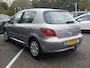 Peugeot 307 XT PREMIUM 1.6i-16V 5-Drs AUTOMAAT (4T) TREKHAAK | Cruise & Climate control | Radio & CD-speler | DEALER ONDERHOUDEN!