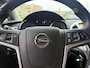 Opel Astra 1.4 Turbo Color Edition met parkeersensoren en navigatie en bluetooth telefoon / media en airco