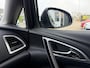 Opel Astra 1.4 Turbo Color Edition met parkeersensoren en navigatie en bluetooth telefoon / media en airco