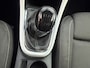 Opel Astra 1.4 Turbo Color Edition met parkeersensoren en navigatie en bluetooth telefoon / media en airco