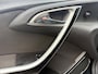Opel Astra 1.4 Turbo Color Edition met parkeersensoren en navigatie en bluetooth telefoon / media en airco