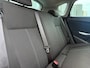 Opel Astra 1.4 Turbo Color Edition met parkeersensoren en navigatie en bluetooth telefoon / media en airco