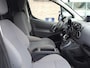 Peugeot Partner XT 120 L1-1.6HDi-16V 75pk 2-zits Navigatie | Bluetooth | AIRCO | 2 ZIJSCHUIFDEUREN | Achterklep met ruit | VLOERPLAAT