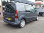 Peugeot Partner XT 120 L1-1.6HDi-16V 75pk 2-zits Navigatie | Bluetooth | AIRCO | 2 ZIJSCHUIFDEUREN | Achterklep met ruit | VLOERPLAAT