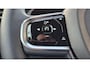 Volvo XC60 2.0 T6 Phev AWD Ultra Dark MY 2026 - 20” Wielen - Panoramadak - Lighting –Head up - H/K Audio - 360 Camera - Alarm - Climate - Full led koplampen –Donkere hemel