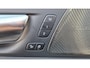Volvo XC60 2.0 T6 Phev AWD Ultra Dark MY 2026 - 20” Wielen - Panoramadak - Lighting –Head up - H/K Audio - 360 Camera - Alarm - Climate - Full led koplampen –Donkere hemel