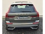Volvo XC60 2.0 T6 Phev AWD Ultra Dark MY 2026 - 20” Wielen - Panoramadak - Lighting –Head up - H/K Audio - 360 Camera - Alarm - Climate - Full led koplampen –Donkere hemel