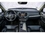 Volvo XC90 2.0 T8 Recharge AWD Ultimate Dark | Long Range | Luchtvering | 22" | Trekhaak | Bowers & Wilkins | Adaptieve Cruise Control | Panoramisch schuif/kanteldak | 360° Camera | Head-Up Display | Geventileerde/Massagestoelen |