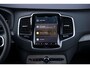 Volvo XC90 2.0 T8 Recharge AWD Ultimate Dark | Long Range | Luchtvering | 22" | Trekhaak | Bowers & Wilkins | Adaptieve Cruise Control | Panoramisch schuif/kanteldak | 360° Camera | Head-Up Display | Geventileerde/Massagestoelen |