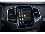 Volvo XC90 2.0 T8 Recharge AWD Ultimate Dark | Long Range | Luchtvering | 22" | Trekhaak | Bowers & Wilkins | Adaptieve Cruise Control | Panoramisch schuif/kanteldak | 360° Camera | Head-Up Display | Geventileerde/Massagestoelen |