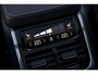 Volvo XC90 2.0 T8 Recharge AWD Ultimate Dark | Long Range | Luchtvering | 22" | Trekhaak | Bowers & Wilkins | Adaptieve Cruise Control | Panoramisch schuif/kanteldak | 360° Camera | Head-Up Display | Geventileerde/Massagestoelen |
