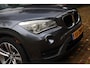 BMW X1 SDrive20i Upgrade Edition Sport Aut. | Panorama | Sportstoelen | Stoelverwarming | Facelift | Xenon | Trekhaak | Orig. NL |