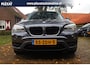 BMW X1 SDrive20i Upgrade Edition Sport Aut. | Panorama | Sportstoelen | Stoelverwarming | Facelift | Xenon | Trekhaak | Orig. NL |