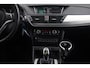 BMW X1 SDrive20i Upgrade Edition Sport Aut. | Panorama | Sportstoelen | Stoelverwarming | Facelift | Xenon | Trekhaak | Orig. NL |