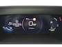 Peugeot e-208 EV GT 350 50 kWh | Achterbank in delen neerklapbaar | Achteruitrijcamera | Airco (automatisch)