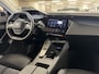 Peugeot 408 1.2 PureTech Allure 130pk Automaat | Navigatie | Climate Control | Digitaal Dashboard| ParkeerSensoren | Apple Carplay/Android Auto | LED Verlichting | Keyless entry ( Vestiging - Vianen Tel: 0347-371248 )