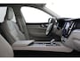 Volvo XC60 T6 PLUG-IN HYBRID AWD ULTRA DARK -PANO.DAK|BOWERS&WILKINS|GEVENT.LEDER+MASSAGE|360°CAM|TREKHAAK|22"