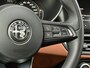 Alfa Romeo Giulia 2.0 TURBO 200pk Automaat Super I Adaptieve Cruise I Bruin Leer I Camera I PDC V+A I Carplay I Portable Phone Laden I