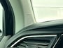 Volkswagen Transporter 2.0 TDI L2H1 Dubbele Cabine Highline Automaat Navigatie Carplay Parkeersensoren Trekhaak Cruise control (Acc) 6-zits Euro6