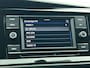 Volkswagen Transporter 2.0 TDI L2H1 Dubbele Cabine Highline Automaat Navigatie Carplay Parkeersensoren Trekhaak Cruise control (Acc) 6-zits Euro6