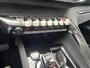 Peugeot 3008 1.6 HYbrid 225PK Road Trip Allure Pack Business 46.000 KM!! // NAVI + CARPLAY // PDC V+A // CAMERA // LED // CLIMA // HALF-LEDER