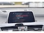 BMW X2 sDrive20i | Panodak | Sportstoelen | Camera | Trekhaak | Stoelverwarming