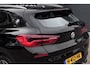 BMW X2 sDrive20i | Panodak | Sportstoelen | Camera | Trekhaak | Stoelverwarming
