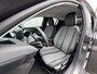 Peugeot 208 1.2 100pk Allure Led koplampen Lampen / ACC Cruise control/  Navigatie via Apple Carplay & Android Auto / Rondomzicht Camera / Stoelverwarming voor /  Climate Control / Keyless Entry & Start
