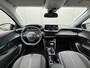 Peugeot 208 1.2 100pk Allure Led koplampen Lampen / ACC Cruise control/  Navigatie via Apple Carplay & Android Auto / Rondomzicht Camera / Stoelverwarming voor /  Climate Control / Keyless Entry & Start
