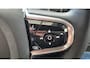 Volvo XC60 2.0 T8 Plug-in hybrid AWD Ultra Dark Zeer Compleet - MY 2026 - Luchtvering - 21” Wielen - Panorama dak - Lighting –Head up - B&W Audio - 360 Cam - Alarm - Climate - Privacy Glass – Geluidsisolerend glas