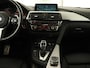 BMW 3-Serie 320i M Sport | Panoramadak | Head-Up | Leder | Stoel & achterbankverwarming | Trekhaak | Full LED | Navigatie | 19'' | Camera | Climate control