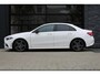 Mercedes-Benz A-klasse 180 Business Solution AMG | NAP | PANO/SCHUIFDAK | AMG-LINE | ALARM KLASSE 3 | CAMERA |