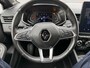 Renault Clio 1.3 TCe Initiale Paris | Super luxe uitvoering | Trekhaak | Nav | Achteruitrijcamera | Stoelverwarming |