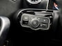 Mercedes-Benz A-klasse 200 AMG Sport Automaat 164Pk (GROOT NAVI, APPLE CARPLAY, CAMERA, STOELVERWARMING, CLIMATE, SPORTSTOELEN, NIEWE APK, NIEUWSTAAT)