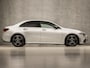 Mercedes-Benz A-klasse 200 AMG Sport Automaat 164Pk (GROOT NAVI, APPLE CARPLAY, CAMERA, STOELVERWARMING, CLIMATE, SPORTSTOELEN, NIEWE APK, NIEUWSTAAT)