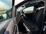 Volkswagen Touran 1.2 TSI Business 7 Persoons Panoramadak Camera Navi Stoelverwarming Clima PDC Cruise Trekhaak 17" Velgen